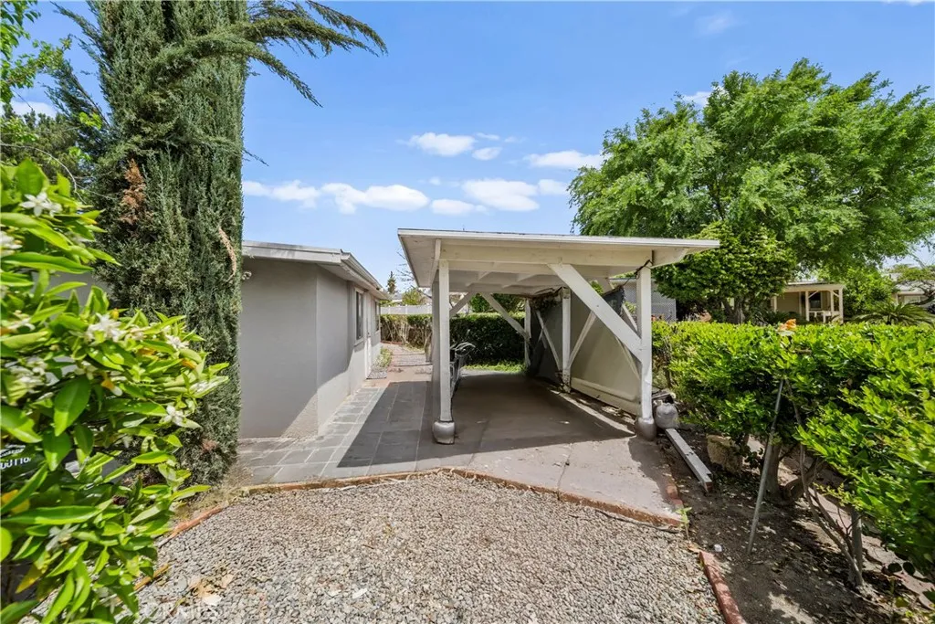 820 S Alessandro Street, Hemet, California 92543 home-pic-8